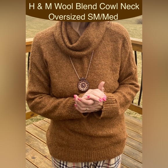 H & M Wool/Alpaca Blend Copper/Brown Cowl-neck SWEATER🔥 OVERSIZED SM/Med🔥EUC🔥 - Picture 1 of 12